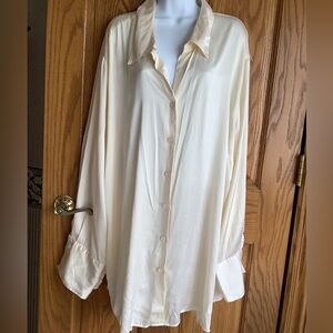 100% silk blouse. 30/32